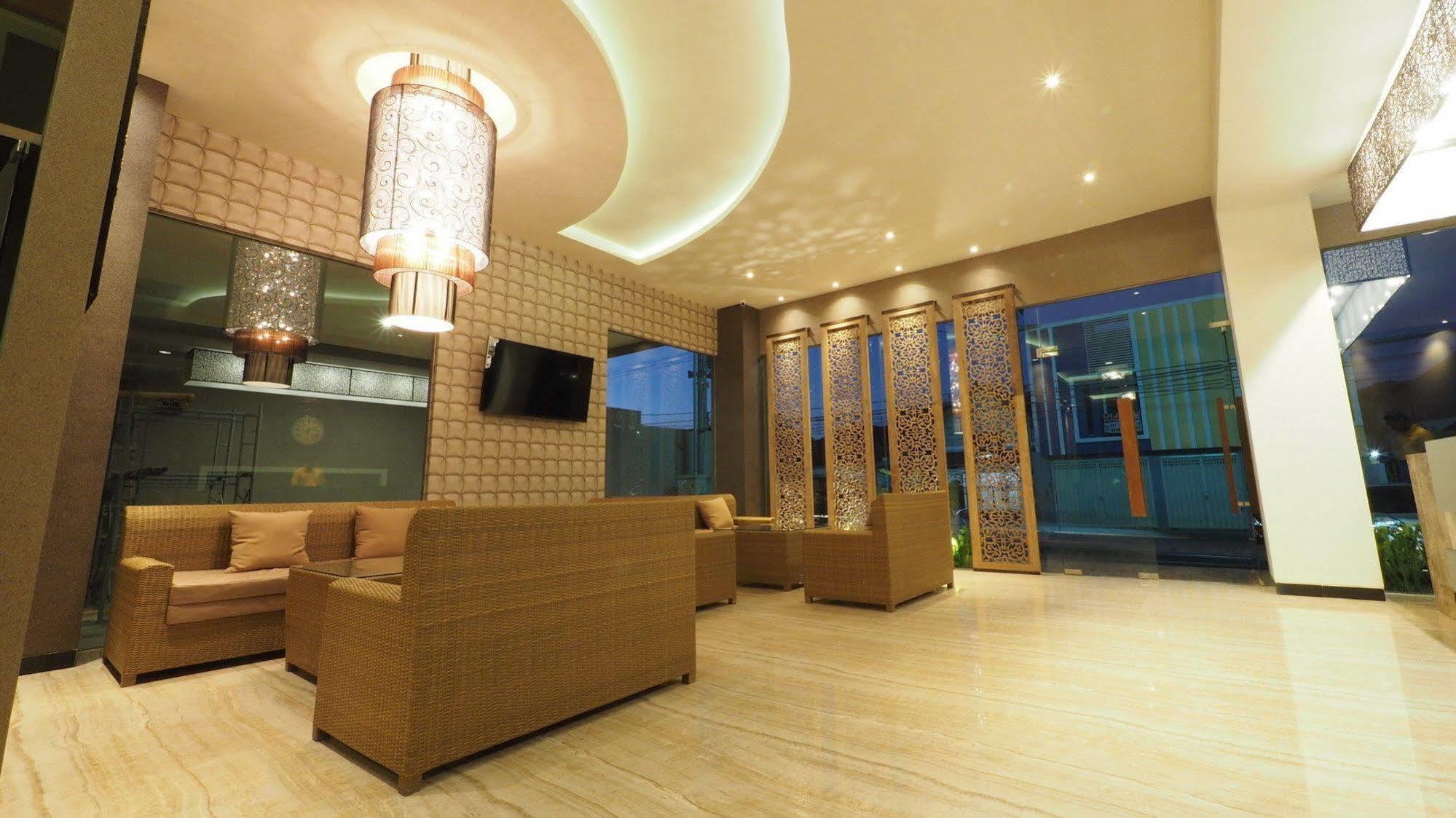 เดอ บูทิก สไตล์ โฮเต็ล มาลัง Hotel มะลัง ภายนอก รูปภาพ
